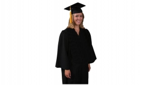 The Elegance of Matte Cap and Gown Sets in Graduation